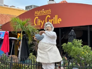 mattison's city grill in downtown sarasota florida social destinaton for suncoast pickleaball training camp at dill dinkers